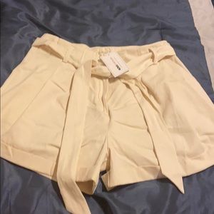 Vintage khaki shorts!